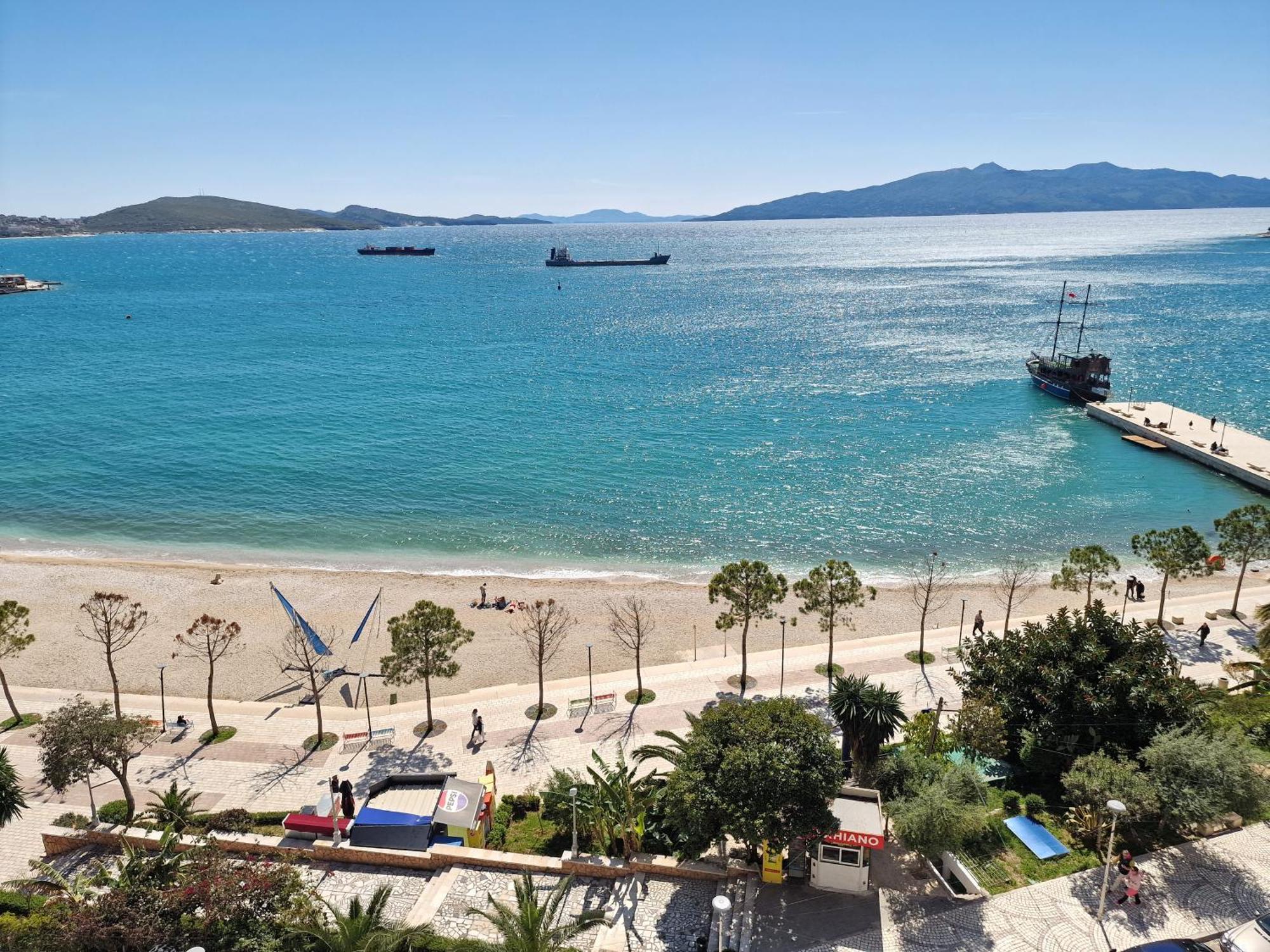 Beachfront Apartment Sarandë 外观 照片